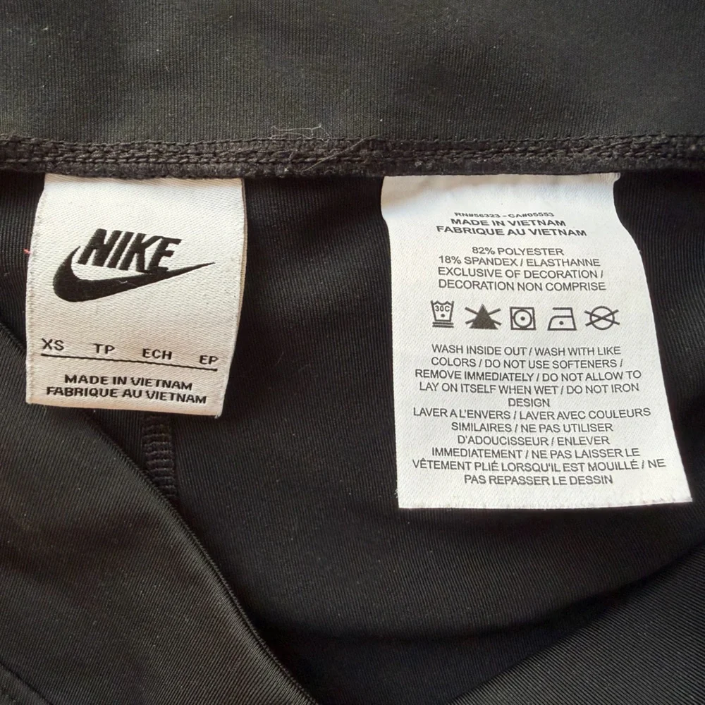 Nike High Rise Split Flare Pants Black XS Athleisure Yoga Leggings